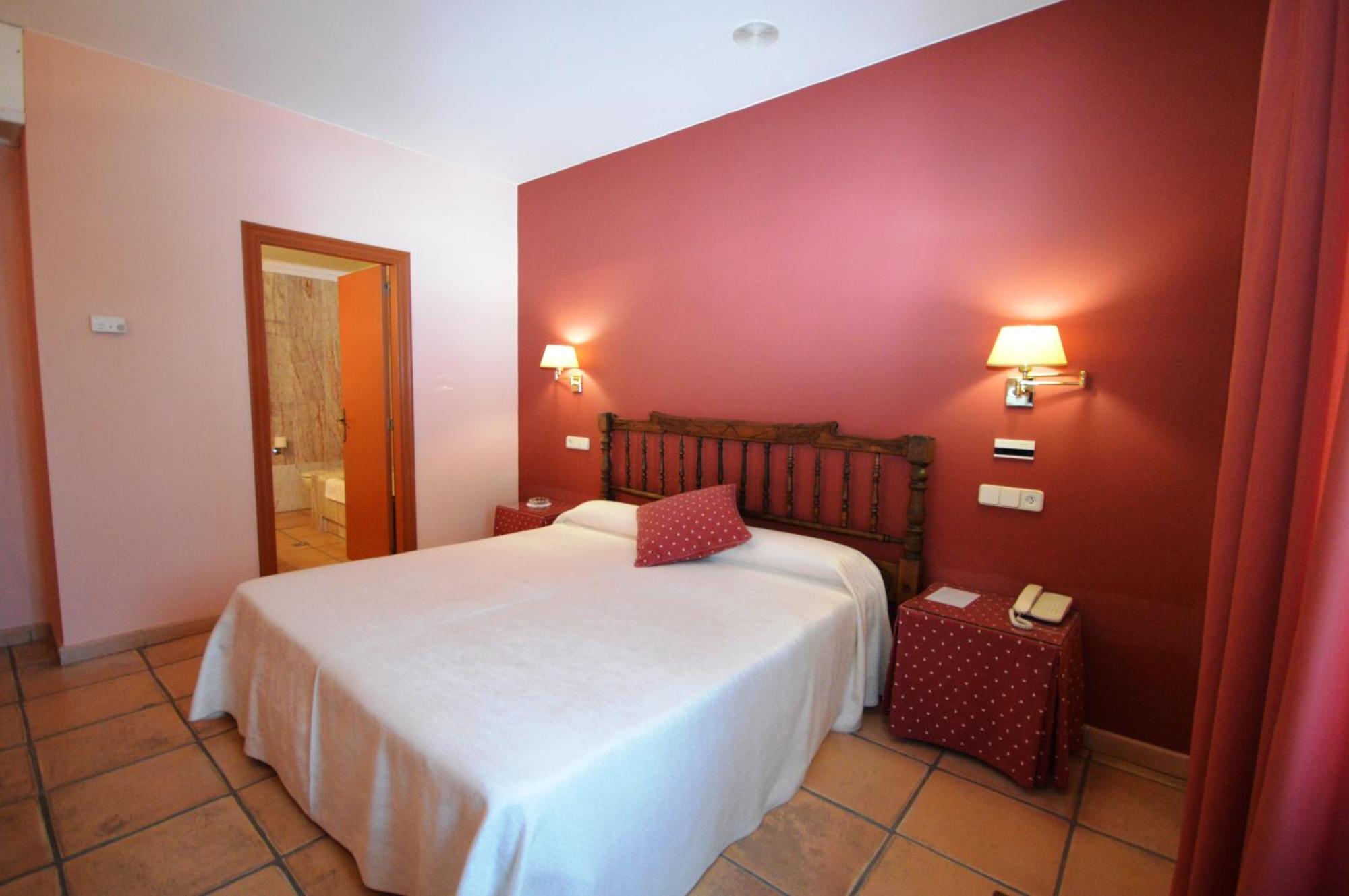 Hotel Can Ceret Sant Pere Pescador Room photo