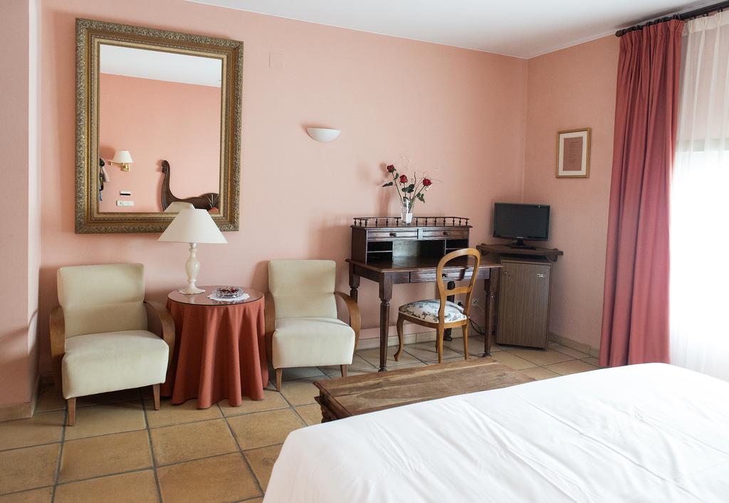 Hotel Can Ceret Sant Pere Pescador Exterior photo